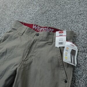 NEW Wrangler Pants Mens 29X30 Gray ATG Hiking Outdoors Stretch Performance Tech